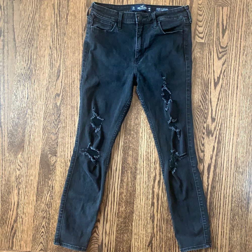 Hollister Women’s Distressed High Rise Crop Super Skinny Black Jeans size 7 R.